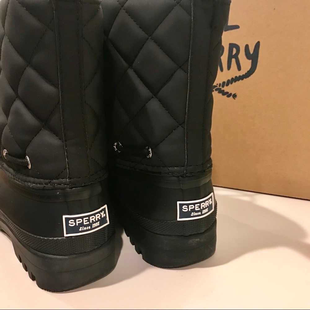 NIB Sperry ladies duck boots! Best seller ⭐️ - Picture 3 of 4